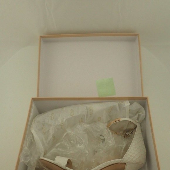 MICHAELKors MK 40S5KTMS1E KRISTEN MID HEEL S. 9.5 - Picture 7 of 8